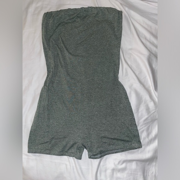 Romper - Picture 2 of 2